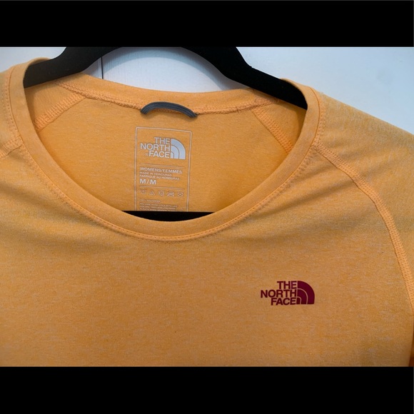 The North Face Long Sleeve workout top - Picture 2 of 2